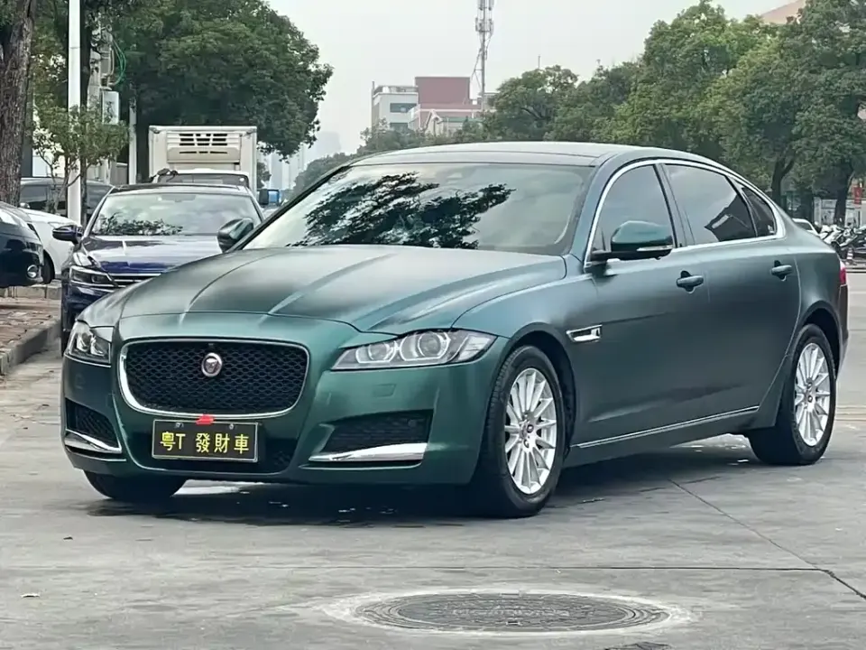 Jaguar XFL